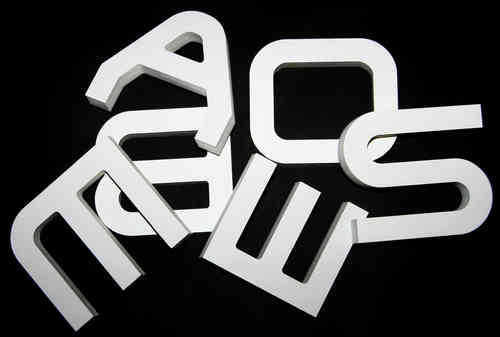 3D PVC Buchstaben Tiefe 5 mm naturbelassen Höhe 451 - 500 mm