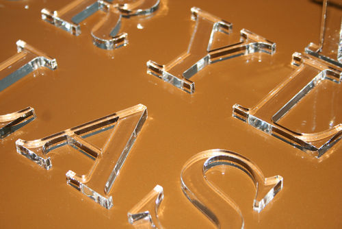 3D Buchstaben und Zahlen aus 8 mm Acrylglas Höhe 50 - 100 mm